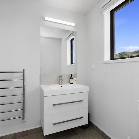 Whitby Townhouse Villa Porirua Exterior foto