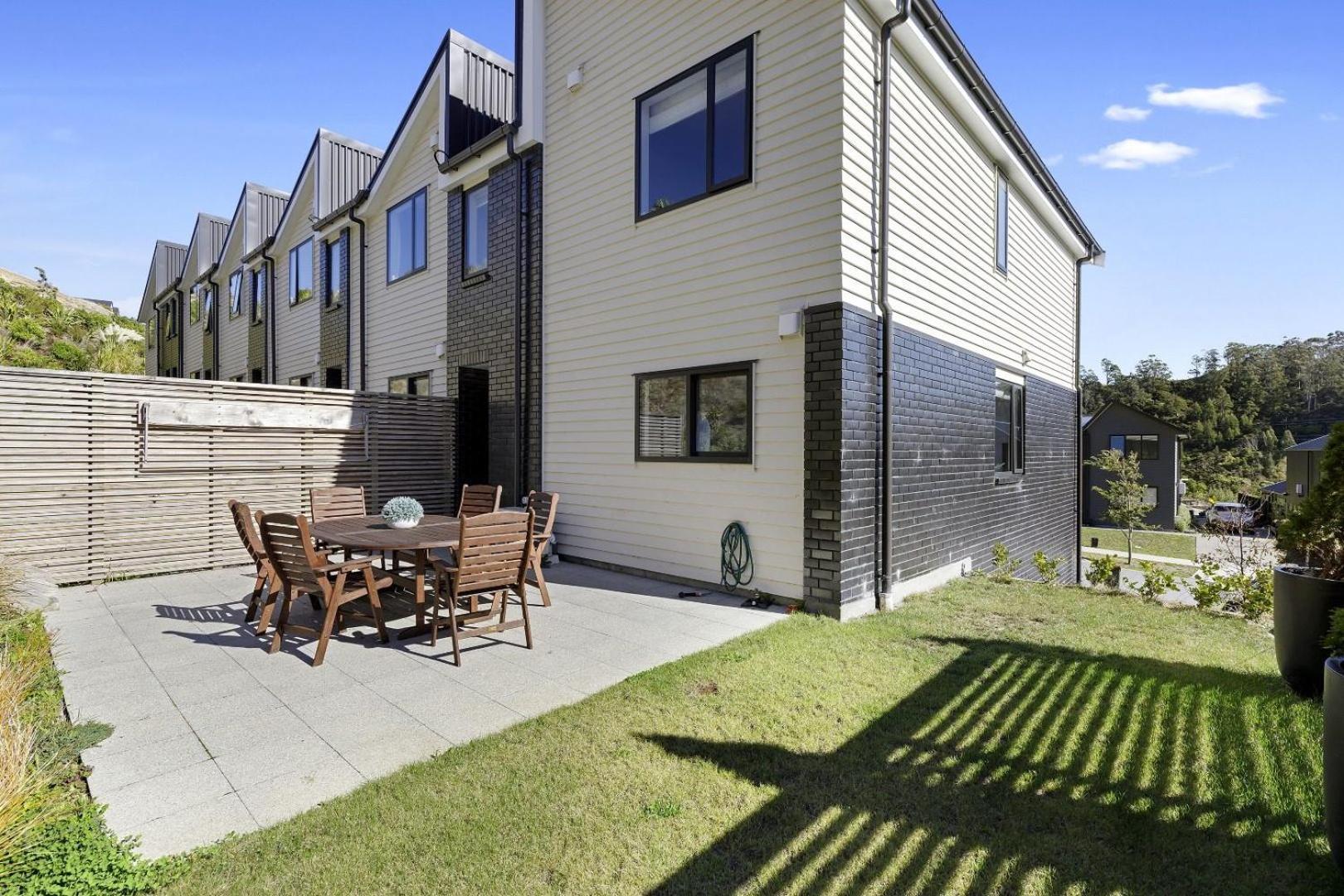 Whitby Townhouse Villa Porirua Exterior foto